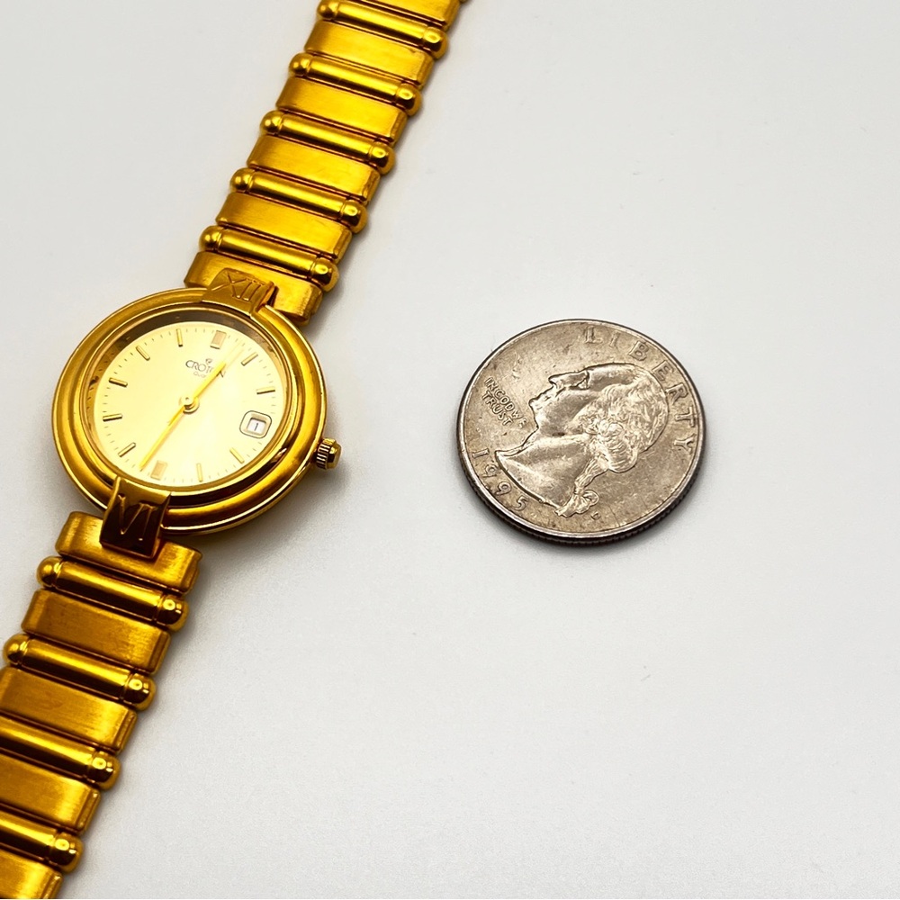 Vintage CROTON Ladies Gold Tone Watch Round Face Date Window 7.25” Bracelet - Picture 11 of 12